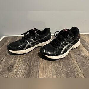 Black Asics Gel Contend 3